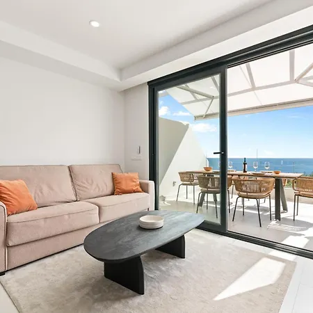 Azata Delmare 2461 *