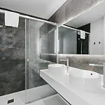 Azata Delmare 2461 *