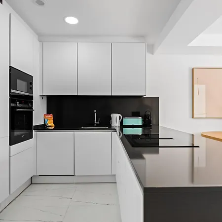 Apartman Azata Delmare 2461